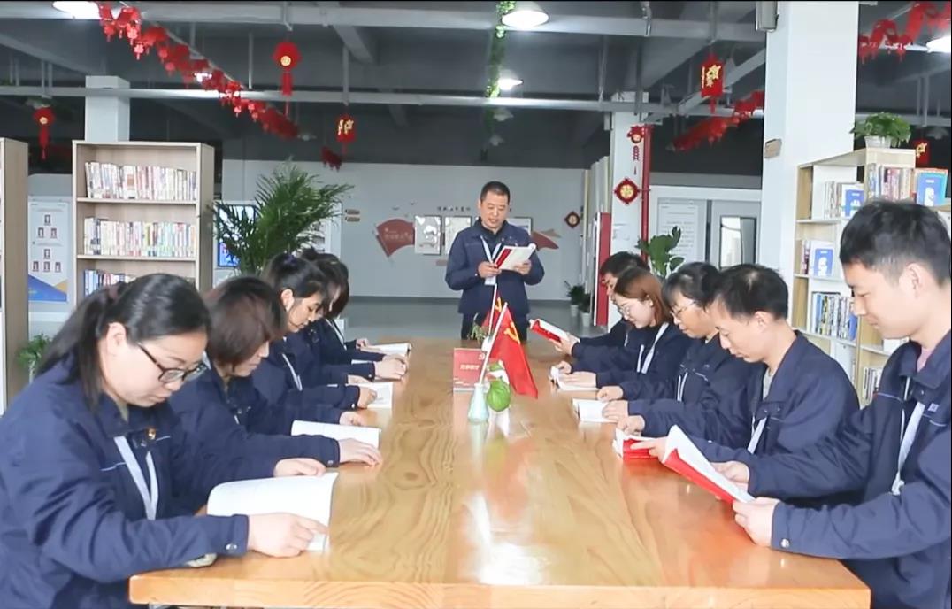 我司职工书屋成功获评全国级职工书屋(图4) 我司职工书屋成功获评全国级职工书屋(图4)