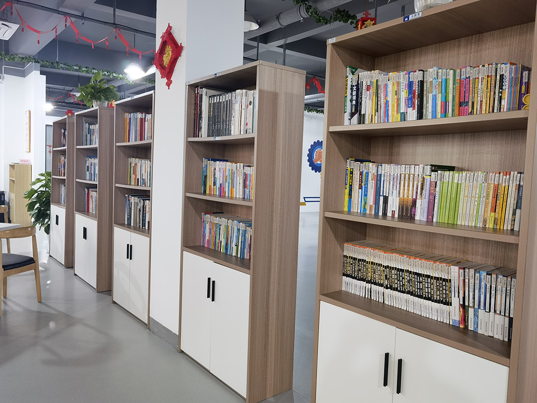 我司职工书屋成功获评全国级职工书屋(图3) 我司职工书屋成功获评全国级职工书屋(图3)