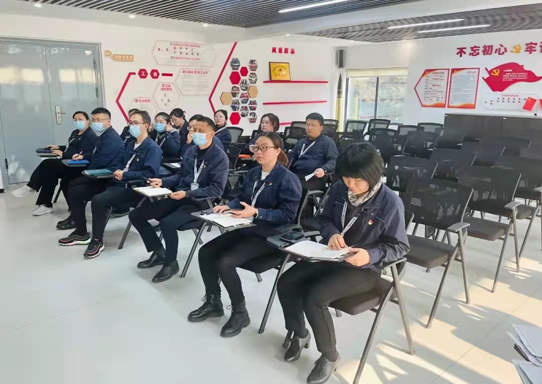 公司党支部召开2021年度总结会议(图1) 公司党支部召开2021年度总结会议(图1)
