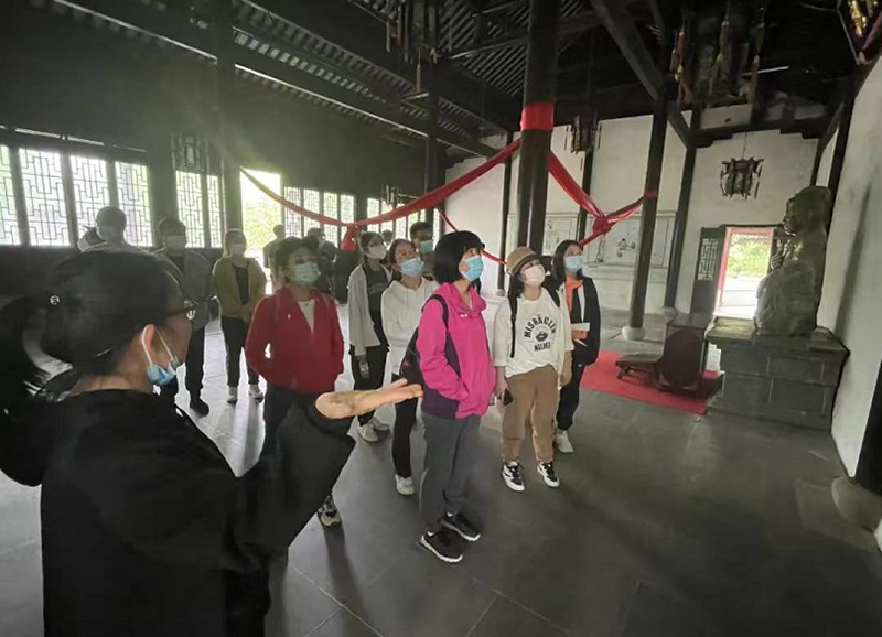 追寻红色印迹 汲取奋进力量 | 精华股份党史教育暨户外团建活动(图7) 追寻红色印迹 汲取奋进力量 | 精华股份党史教育暨户外团建活动(图7)