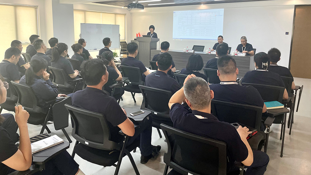 公司召开服务部门满意度面对面交流会(图1) 公司召开服务部门满意度面对面交流会(图1)