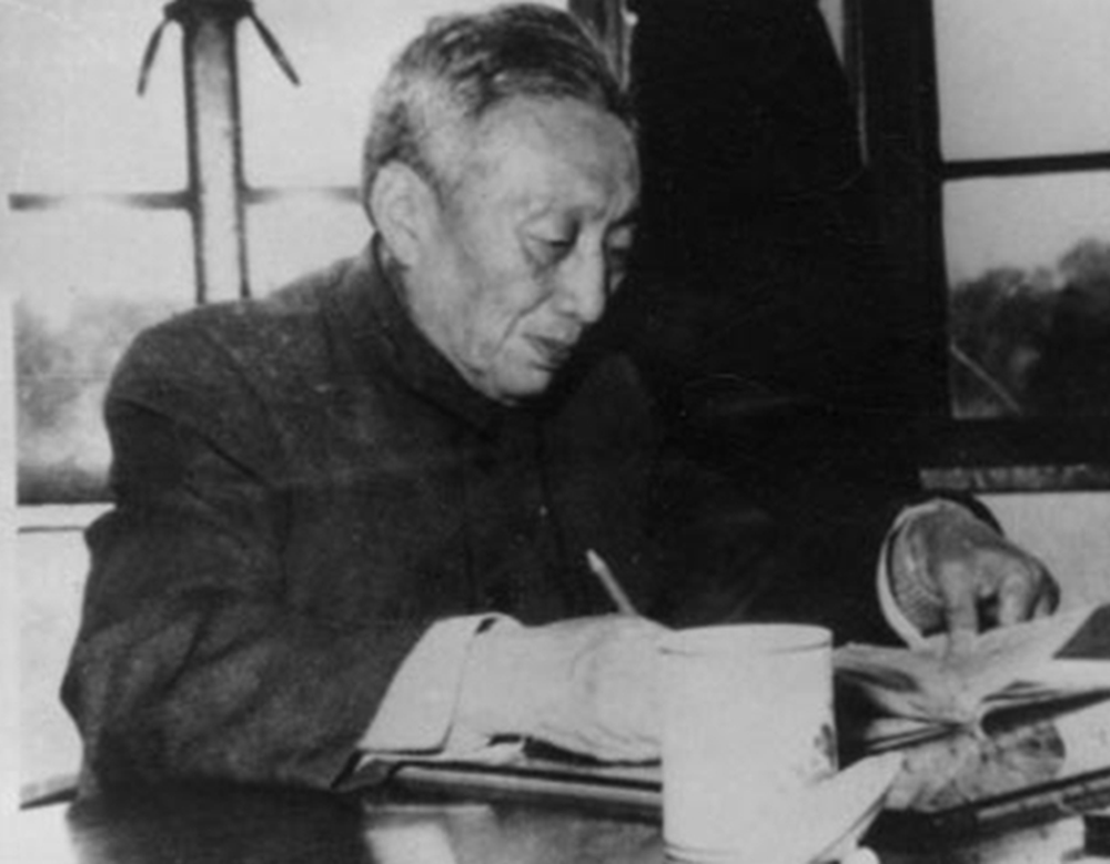 精华股份党支部组织观看爱国主题影片《望道》(图3)