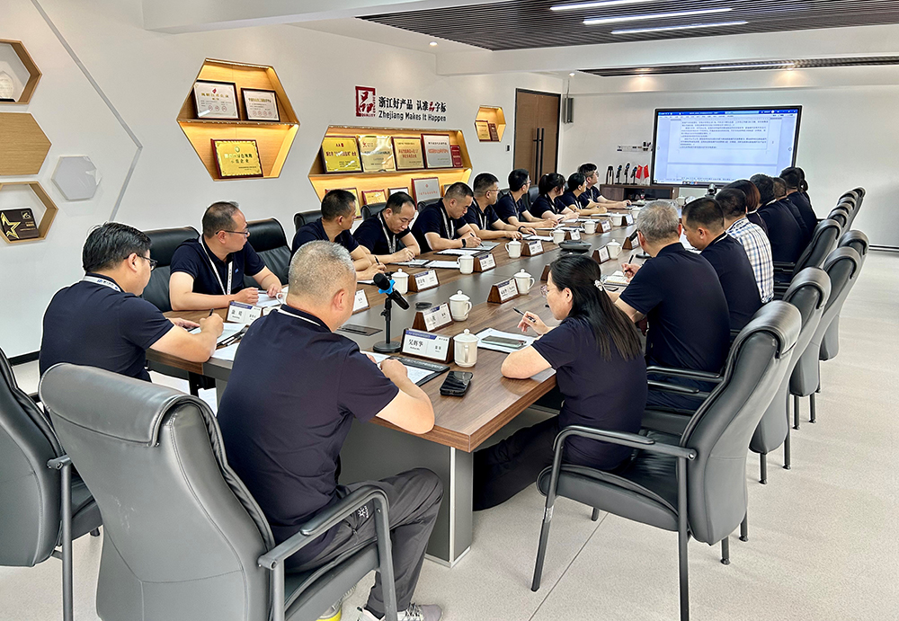 精华股份第三届董事会第十一次会议、第三届监事会第七次会议顺利召开(图2) 精华股份第三届董事会第十一次会议、第三届监事会第七次会议顺利召开(图2)