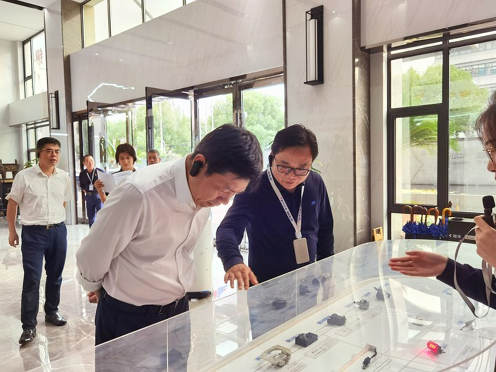 驻浙江省委统战部纪检监察组一行莅临我司参观调研(图1) 驻浙江省委统战部纪检监察组一行莅临我司参观调研(图1)
