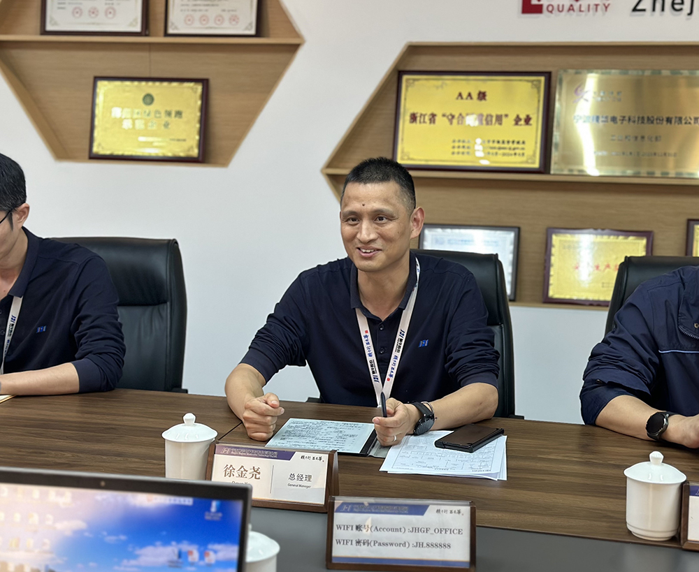 公司顺利通过环境与职业健康安全管理体系审核(图5) 公司顺利通过环境与职业健康安全管理体系审核(图5)