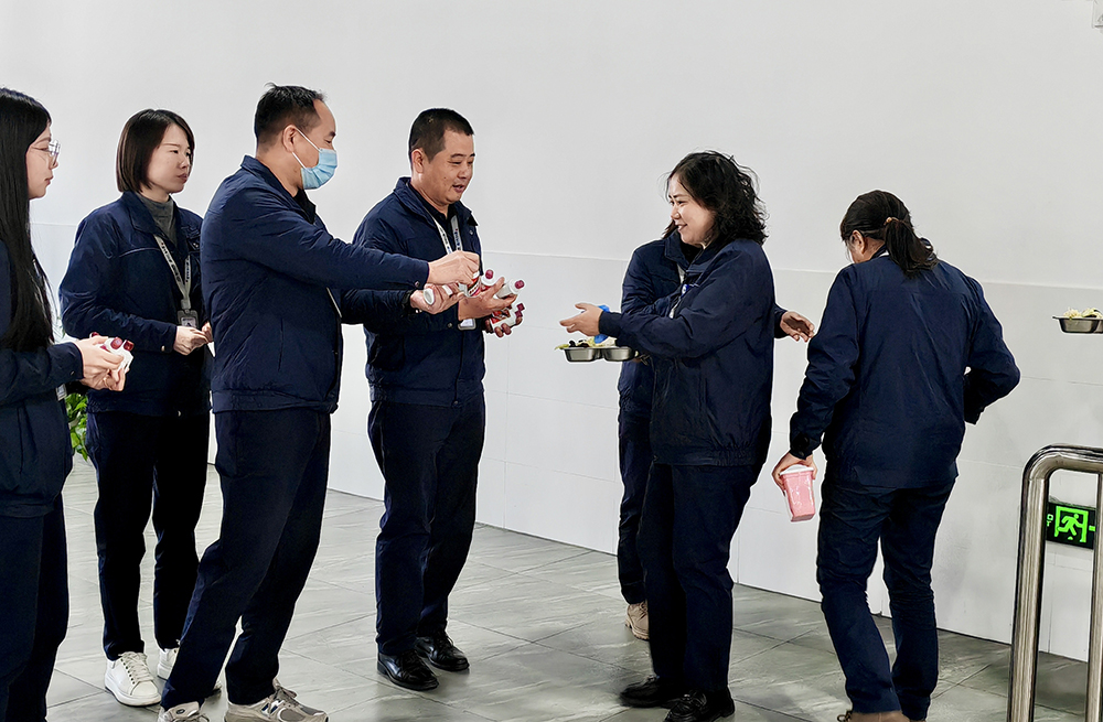 喜报!精华股份月度销售额突破3000万(图1) 喜报!精华股份月度销售额突破3000万(图1)