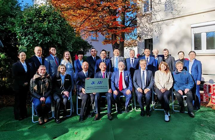 耀启欧洲 共赴新程 | 精成/精华欧洲公司盛大开业(图8) 耀启欧洲 共赴新程 | 精成/精华欧洲公司盛大开业(图8)