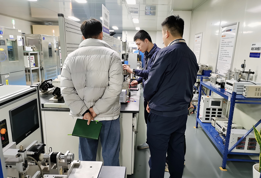 精华股份测试中心通过零跑汽车实验室认可(图2) 精华股份测试中心通过零跑汽车实验室认可(图2)